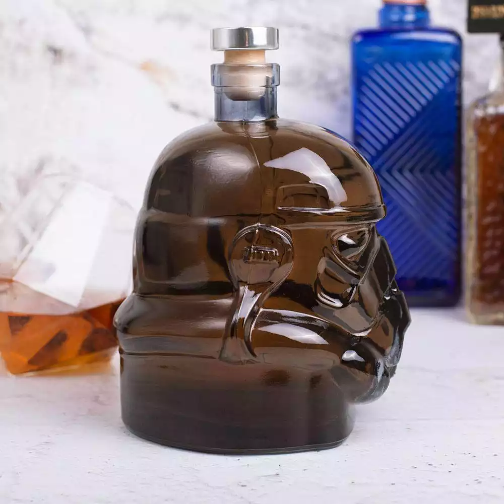 original-stormtrooper-decanter-black-stormtrooper-1751386120-4