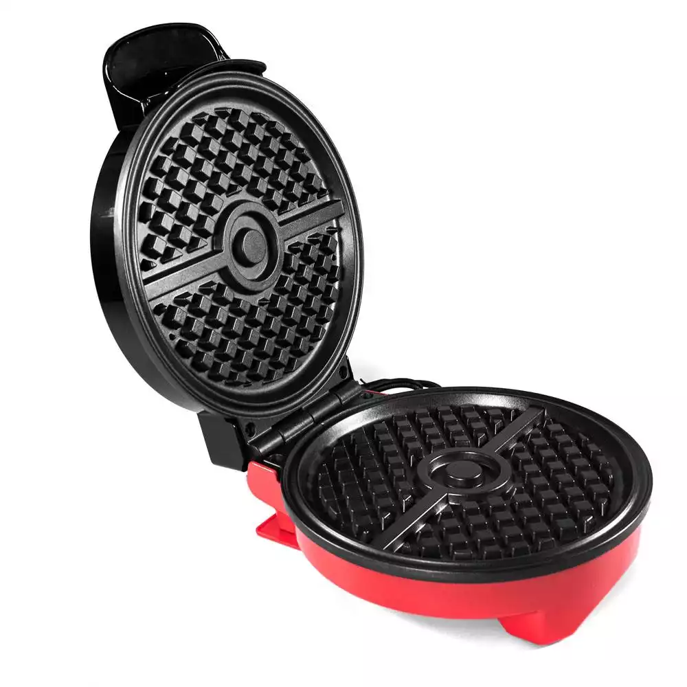pokemon-waffle-maker-pokeball-1751493528-4