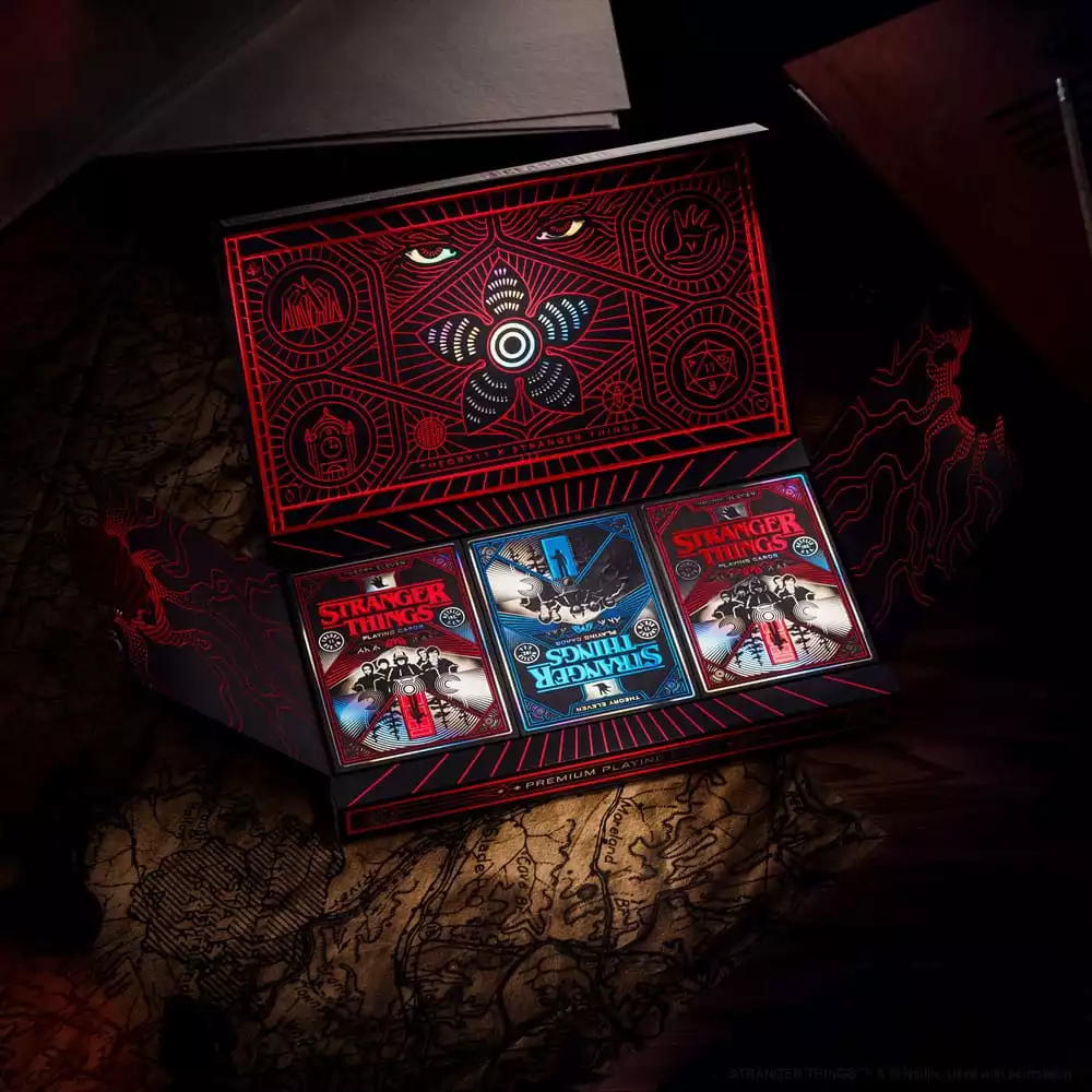 stranger-things-playing-cards-box-set-3-decks-1751353578-0