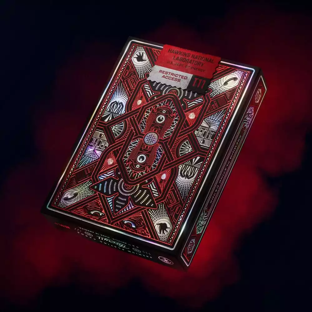 stranger-things-playing-cards-box-set-3-decks-1751353619-17