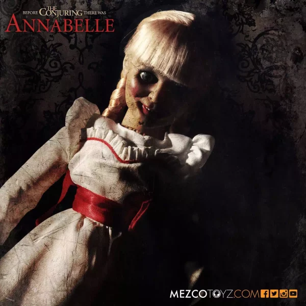 the-conjuring-scaled-prop-replica-annabelle-doll-46-cm-1751484735-3