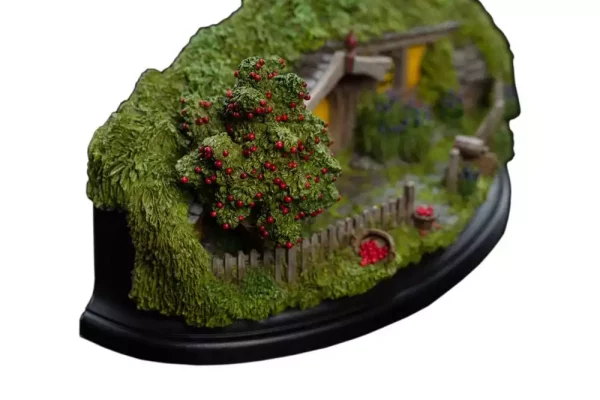 the-hobbit-an-unexpected-journey-statue-13-apple-orchard-20-cm-1751405284-2 the-hobbit-an-unexpected-journey-statue-13-apple-orchard-20-cm-1751405284-2